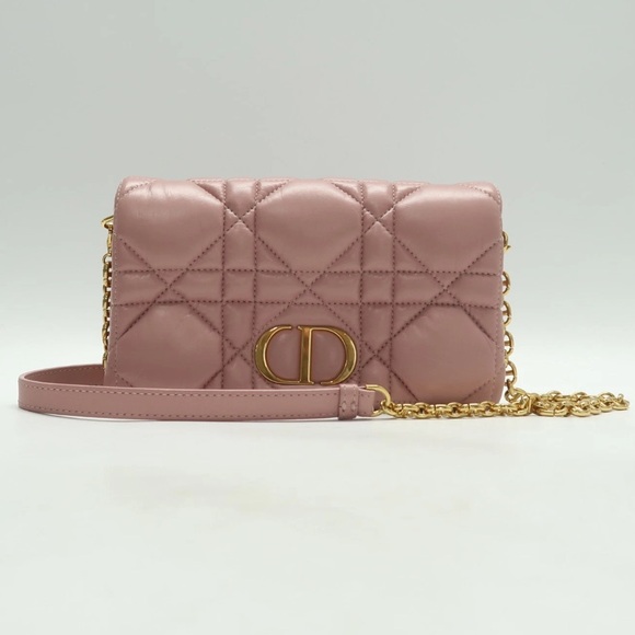 Elegant Pink Quilted Shoulder Bag - Picture 2 of 12